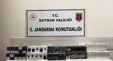 Yolcu minibüsünde kaçak sigara sevkiyatı jandarmaya takıldı