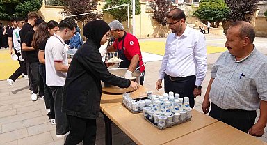 Yozgat'ta Mevlid-i Nebi Haftası'nda öğrencilere pilav ikram edildi