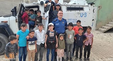 Yüksekova'da Başkomiser Selman Beğde'nin ilçeden ayrılması sevenlerini üzdü