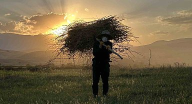 Yüksekova'da çiftçilerin kış hazırlığı başladı