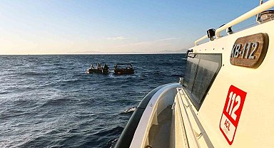 Yunanistan'ın geri ittiği 27 düzensiz göçmen kurtarıldı