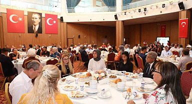 Yüreğir'de gaziler onuruna yemek verildi