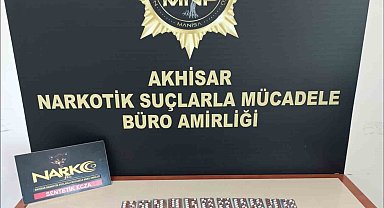 Zehir taciri yaşlı kadın tutuklandı