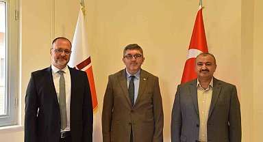 Ziraat ve Doğa Bilimleri Fakültesinde Dekanlıklığı'na Prof. Dr. Sayıncı atandı