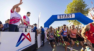 16. Uluslararası Tarsus Yarı Maratonu koşuldu