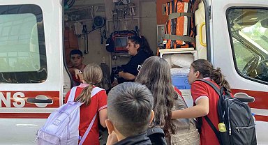 17 öğrenci gıda zehirlenmesi şüphesi ile hastaneye kaldırıldı