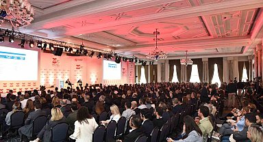 17'nci İstanbul Hazır Giyim Konferansı başladı
