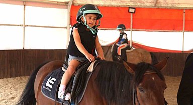 20 bin çocuk binicilik sporuyla tanıştı