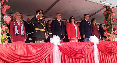 29 Ekim Cumhuriyet Bayramı İzmir'de coşkuyla kutlandı
