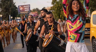 3. Uluslararası Kuşadası Sokak Festivali gerçekleşti
