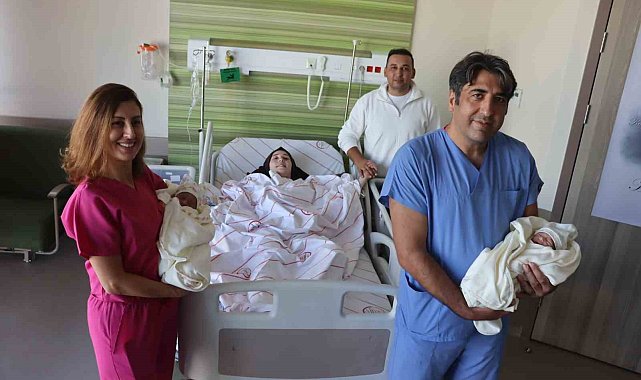 4 yıl sonra gelen çifte mutluluk