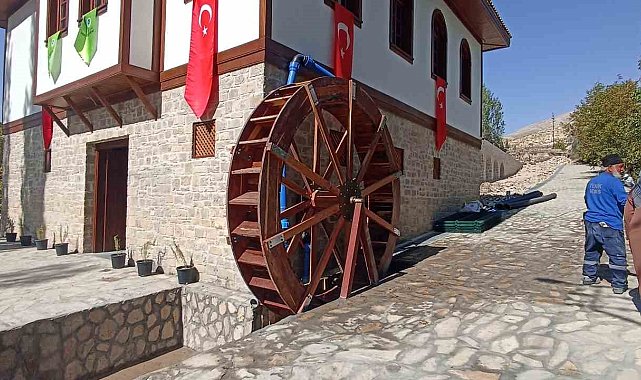 6 asırlık Somuncu baba değirmeni restore edildi