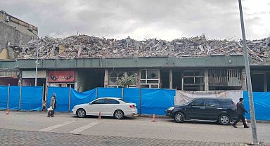 64 yıllık sendika binasının yıkımına başlanıldı