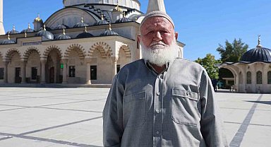 84 yaşında 321 cami yaptı