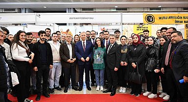 ABB Başkanı Yavaş, "Başkent Arıcılık Zirvesi"ne katıldı