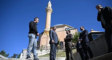 Abdurrahman Gazi'de çevre düzenlemesi sürüyor