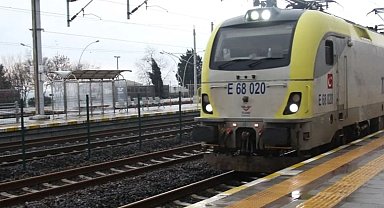 Ada ekspresi yolcularını Arifiye'ye, Büyükşehir ücretsiz taşıyacak