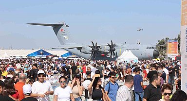 Adanalılardan ve çevre illerden TEKNOFEST'e akın var