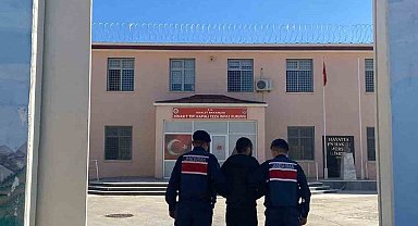 Afyonkarahisar'da kaçak şahıs yakalandı