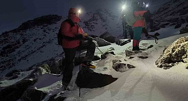 Ağrı Dağı'nda yoğun kar yağışı etkili oldu