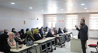 Ağrı'da kadınlara sağlık ve ilk yardım eğitimi