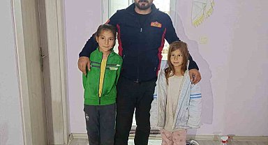 Ağrı'da oyun oynarken banyoda kilitli kalan kardeşleri itfaiye ekipleri kurtardı