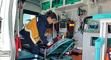 Aksaray'da hafif ticari araç ile bisiklet çarpıştı: 1 yaralı