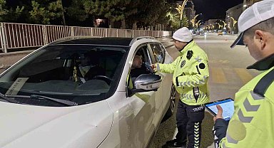 Alaca'da polis ekiplerinden huzur uygulaması