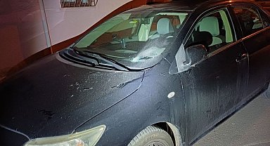 Alacak-verecek meselesinde silahlar konuştu, 4 araç zarar gördü