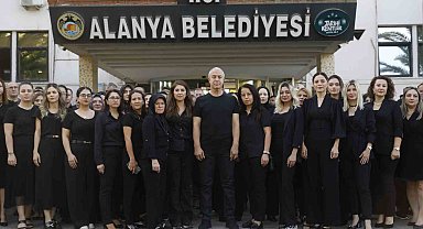 Alanya Belediyesinden kadına şiddete siyah tepki