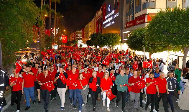 Alanya'da Cumhuriyet Bayramı'na büyük ilgi