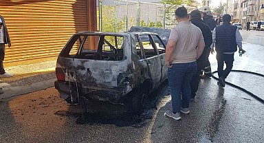 Alevlere teslim olan otomobil kullanılmaz hale geldi