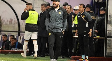 Aliağa FK, teknik direktör Fatih Çardak ile yollarını ayırdı