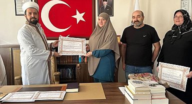 Alman anne ve kızı Çankırı'da Müslüman oldu