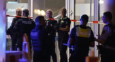 Almanya'daki sinema salonunda silah sesleri