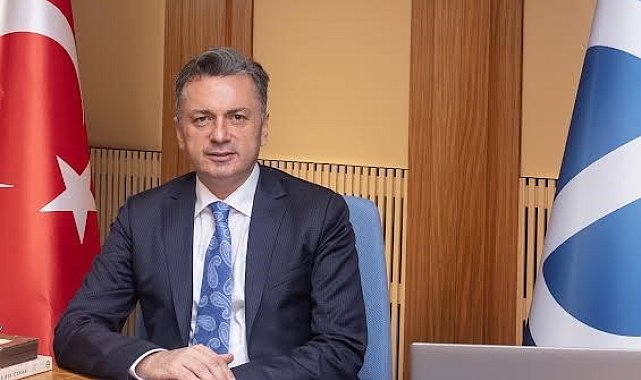 Anadolu Üniversitesi Rektör Vekili Prof. Dr. Şenocak'tan '29 Ekim Cumhuriyet Bayramı' mesajı