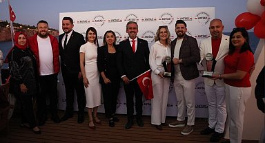 Antalya İş İnsanları Derneği, Cumhuriyet'in 101'nci yılını gemide kutladı