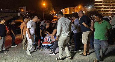 Antalya'da iki motosiklet çarpıştı: 1'i ağır 2 yaralı