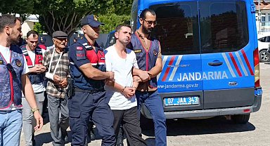 Antalya'daki arazi anlaşmazlığı cinayetinde dede ve torun tutuklandı