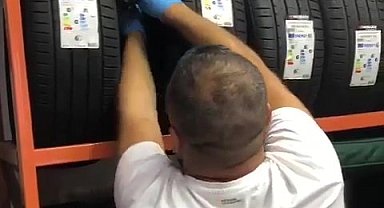 Araç lastiği satılan işyerinde lastiklerin içinde silahlar çıktı