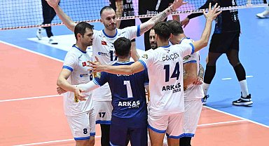 Arkas Spor, lige kötü başladı