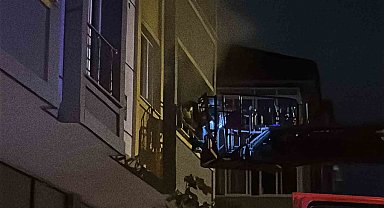 Arnavutköy'de elektrik panosundan çıkan yangın paniğe neden oldu