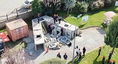 Arnavutköy'de gerçeğini aratmayan tatbikat