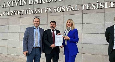 Artvin'de yeni Baro Başkanı Handan Demiral Almalı oldu