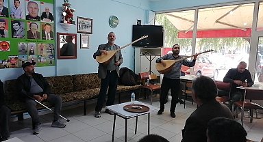 Aşıkların atışması mest etti