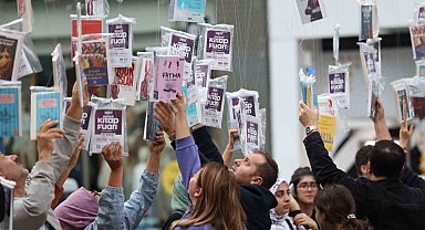 Asırlık çınarlar kitap açtı, 5 bin kitap 5 dakikada toplandı