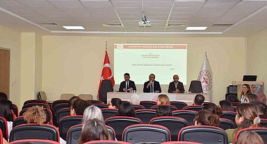 Aydın'da sağlık ordusuna yeni katılan doktorlara uyum eğitimi verildi