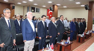 Aydın'da zeytin ve zeytinyağı sektörü masaya yatırıldı