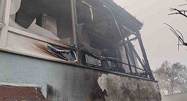 Ayvacık'ta Alzheimer hastası baba, oğlunun evini yaktı