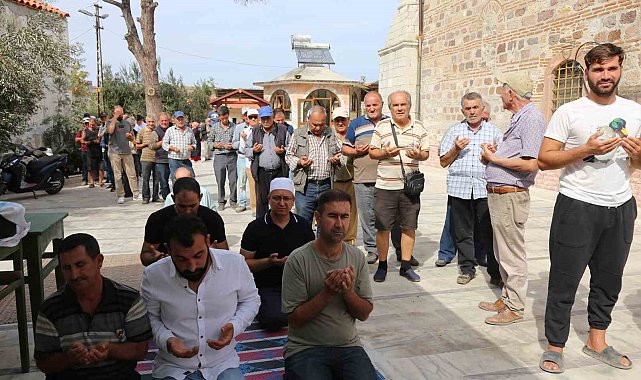 Ayvalık'ta yağmur duası